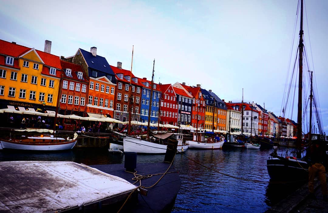 Colours Along the Harbour
