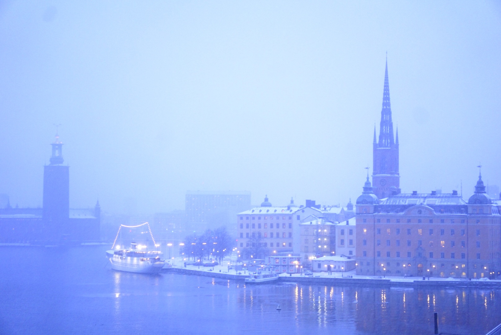 The City Dissolves into Blue