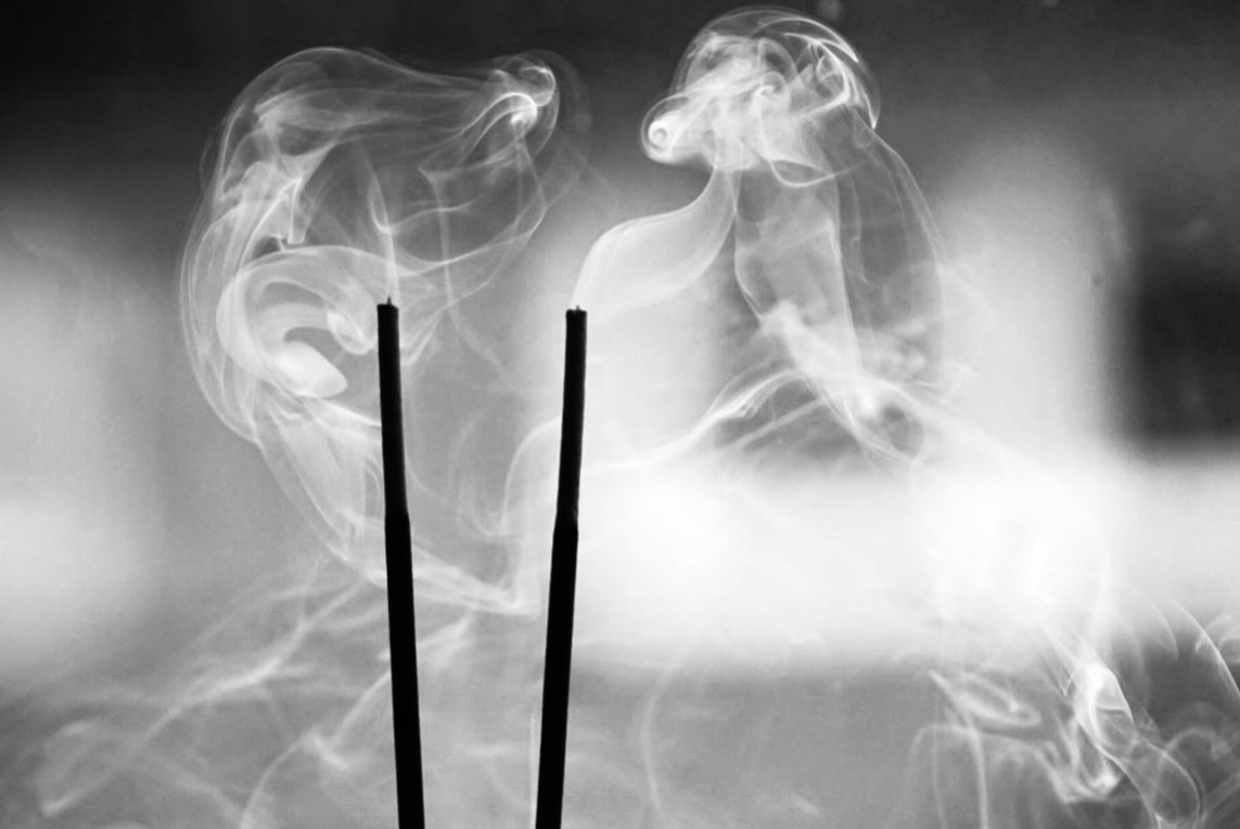 Smoke Writes in Silver and dances like horse